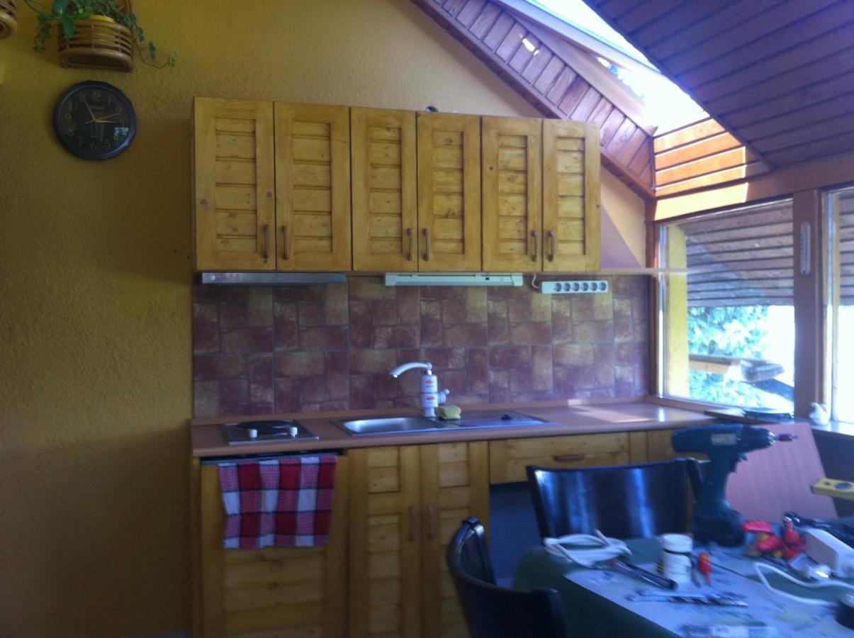 Aktiv Pihenes Apartman Révfülöp Екстериор снимка