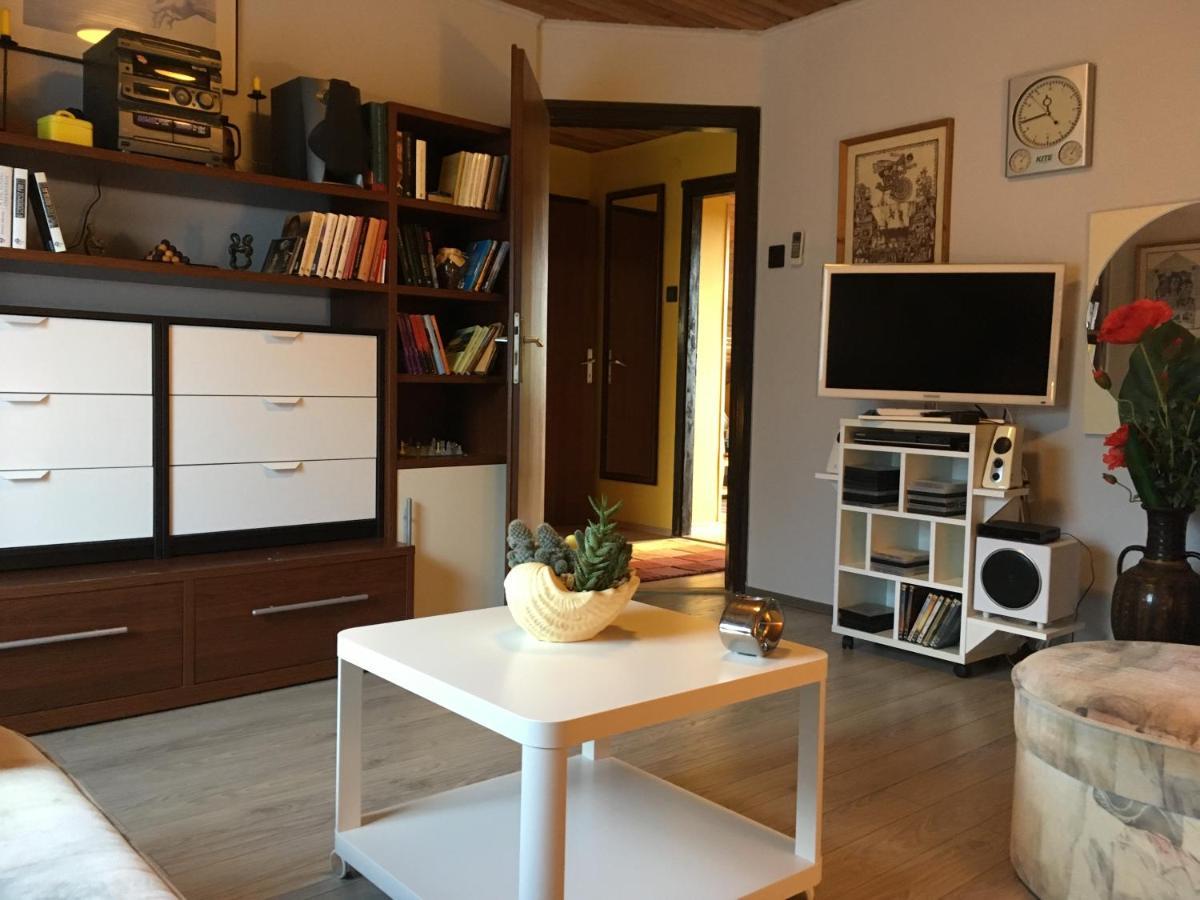Aktiv Pihenes Apartman Révfülöp Екстериор снимка