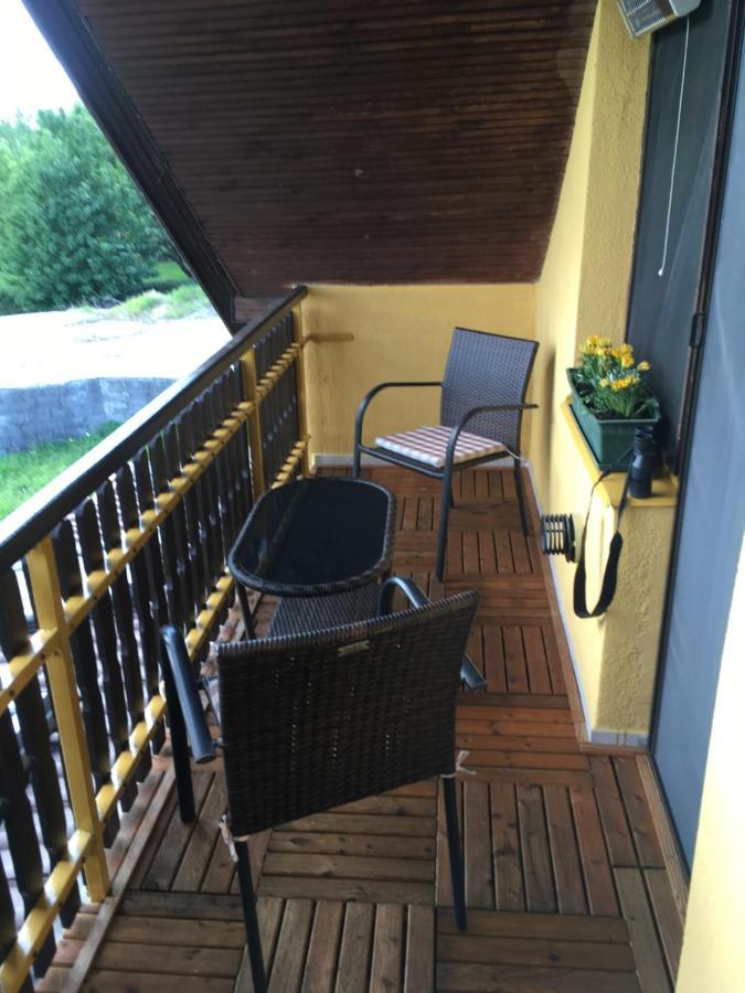 Aktiv Pihenes Apartman Révfülöp Екстериор снимка